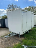WC-Anhänger Damen/Herren mit Toilette und Dusche